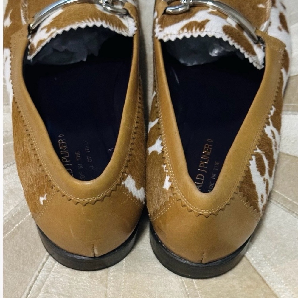 Donald J. Pliner Tan and White Cowhide Loafers with Metal Bit - Picture 4 of 6